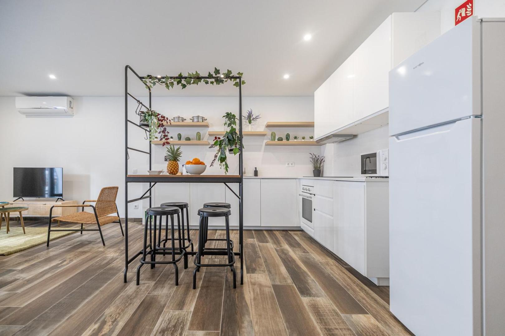 Roots Apartment